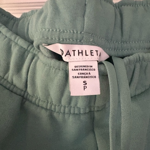 Athleta Forever Fleece Jogger size Small - Picture 2 of 3